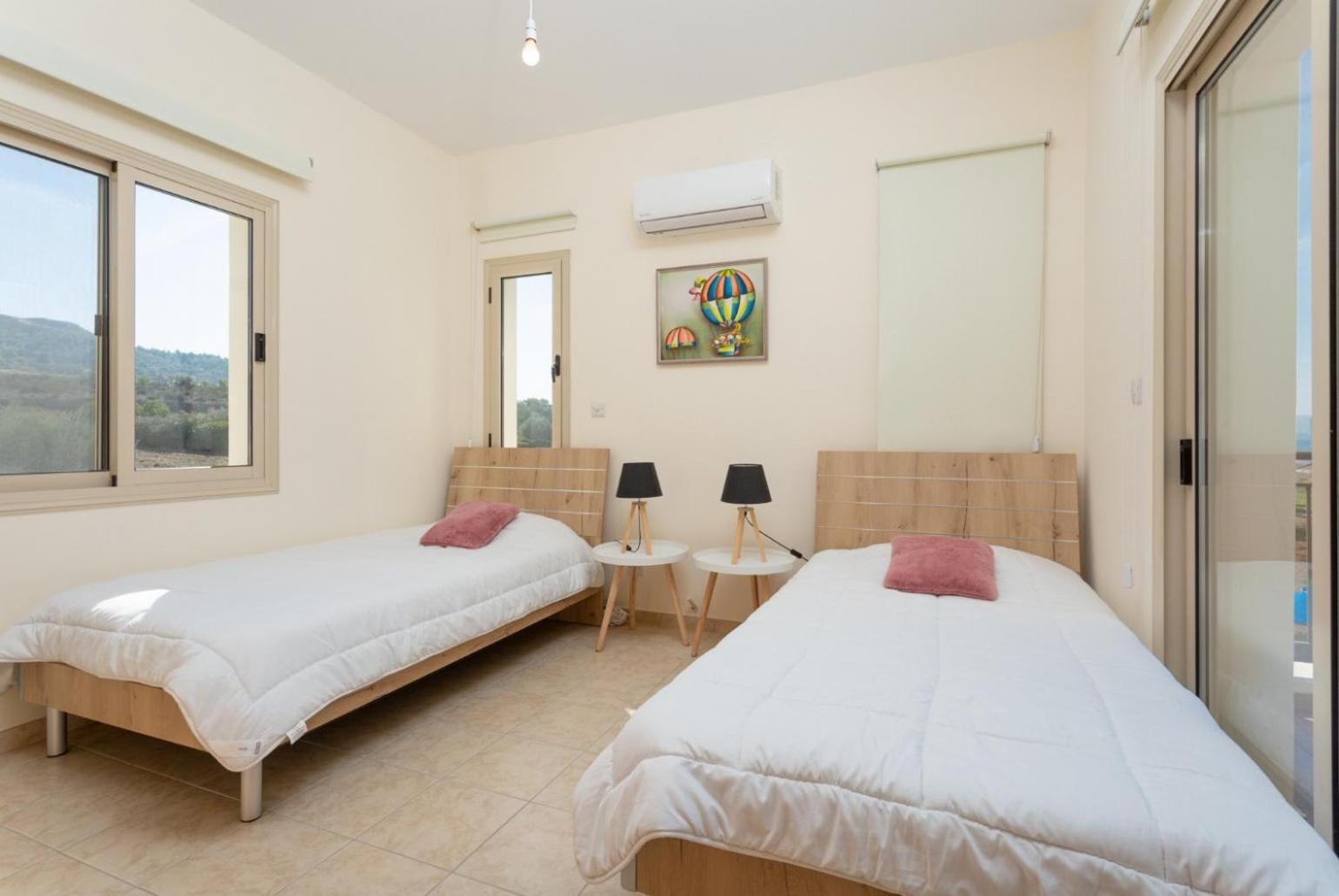 Villa Seashore One Paphos Bagian luar foto
