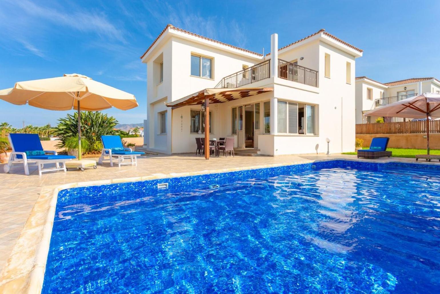 Villa Seashore One Paphos Bagian luar foto